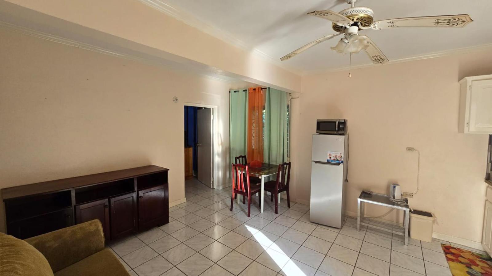 Wizzy White River Apartment